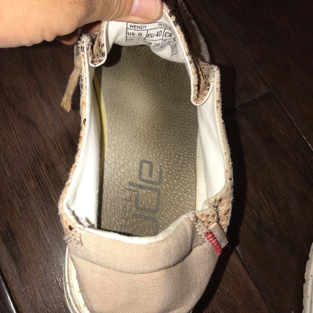 Hey Dude Wendy Python Light Rose - image 6